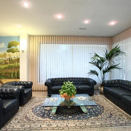 Hotel Aggravi 3*