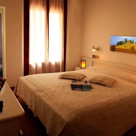 Hotel Aggravi 3*
